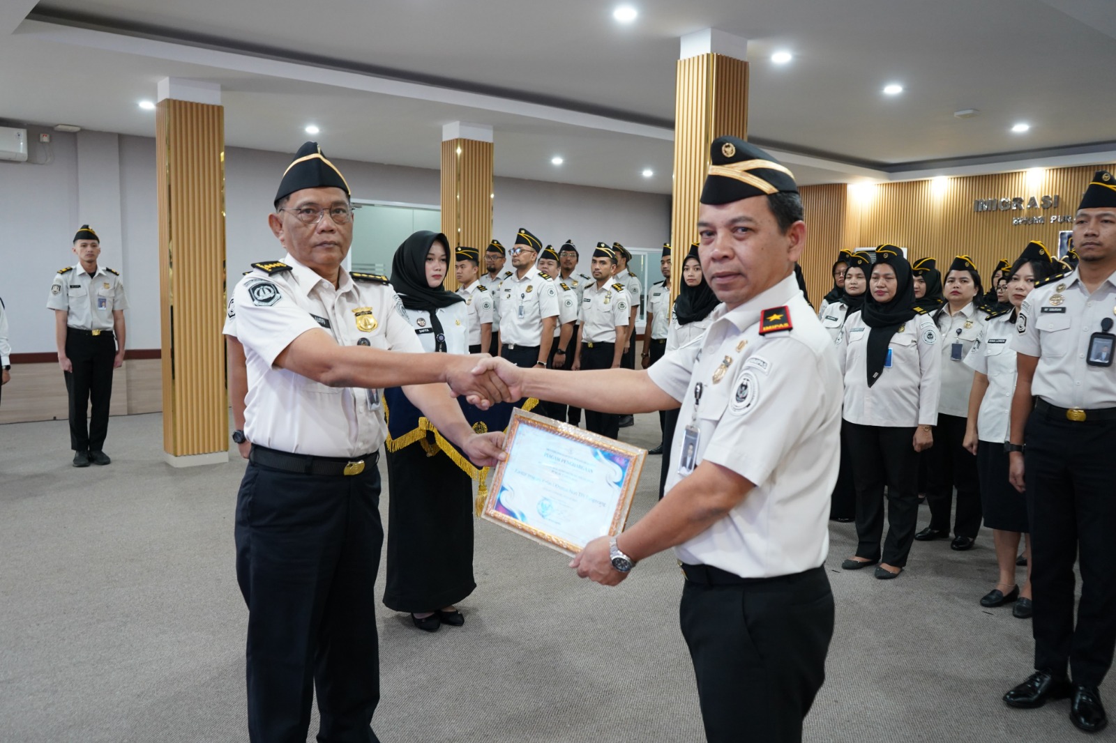 Kantor Imigrasi Tangerang Raih Penilaian Maladministrasi Pelayanan Publik dari Menteri Imigrasi dan Pemasyarakatan